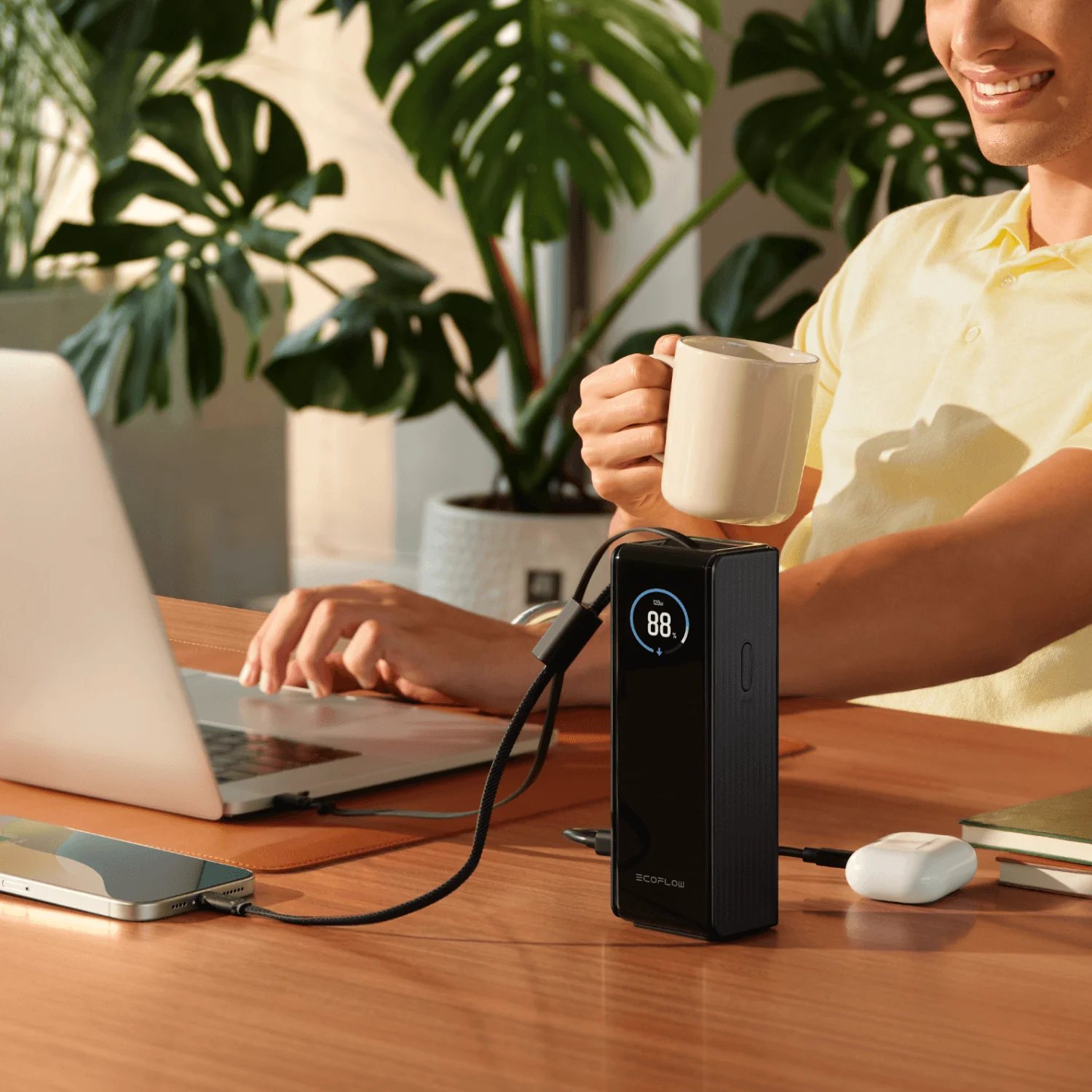 Batterie externe EcoFlow RAPID (25 000 mAh, 170 W, 100 W, câbles rétractables intégrés) - Image 4